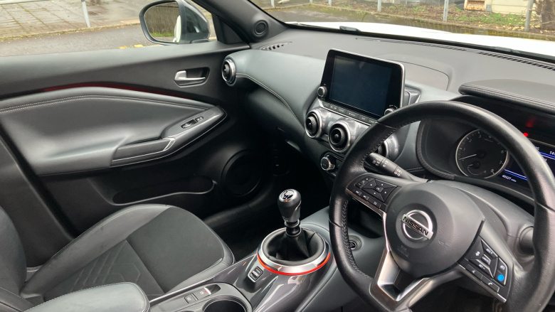 Nissan Juke 1.0 DiG-T Tekna 5dr Petrol Hatchback